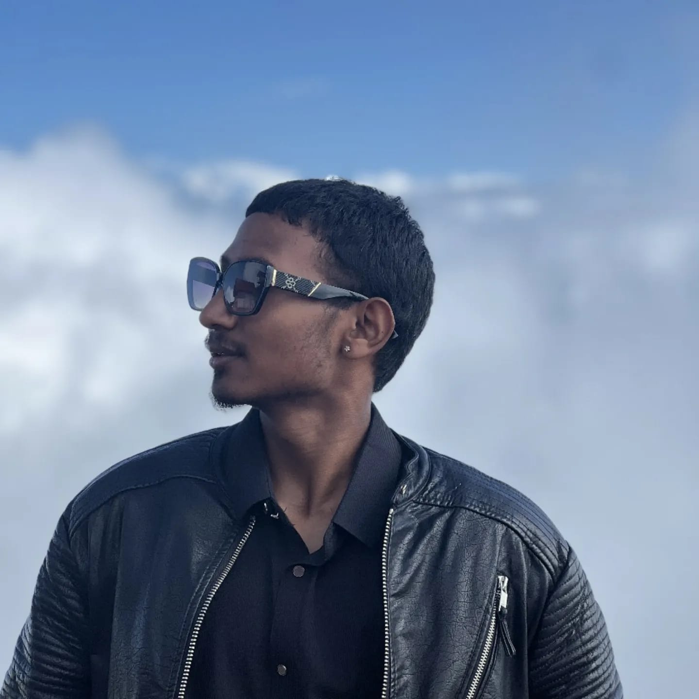 explore image